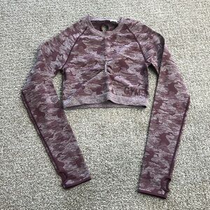 Gymshark Camo Seamless Berry Red Long Sleeve Crop Top